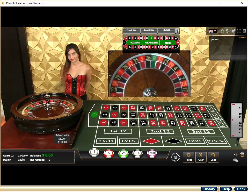 Live Dealer Casino Action – Interact and Win Real Money